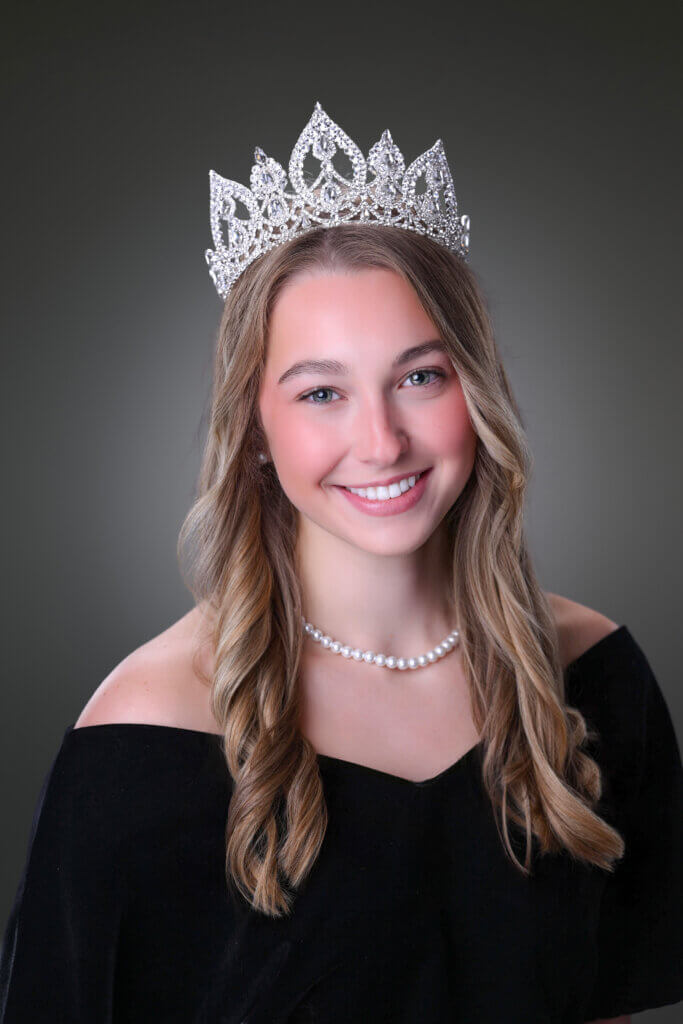 Debutante Lillian “Lilly” Rose Blanchard